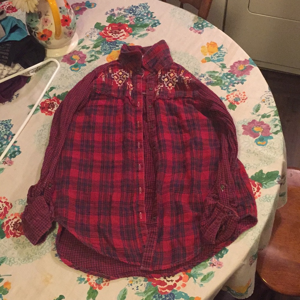 ⛺️Tribal red flannel 🌻